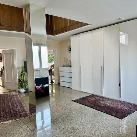 Magisches Doppelzimmer Mit Atemberaubender Wasserfall-Wand In Seligenstadt Ngoại thất bức ảnh